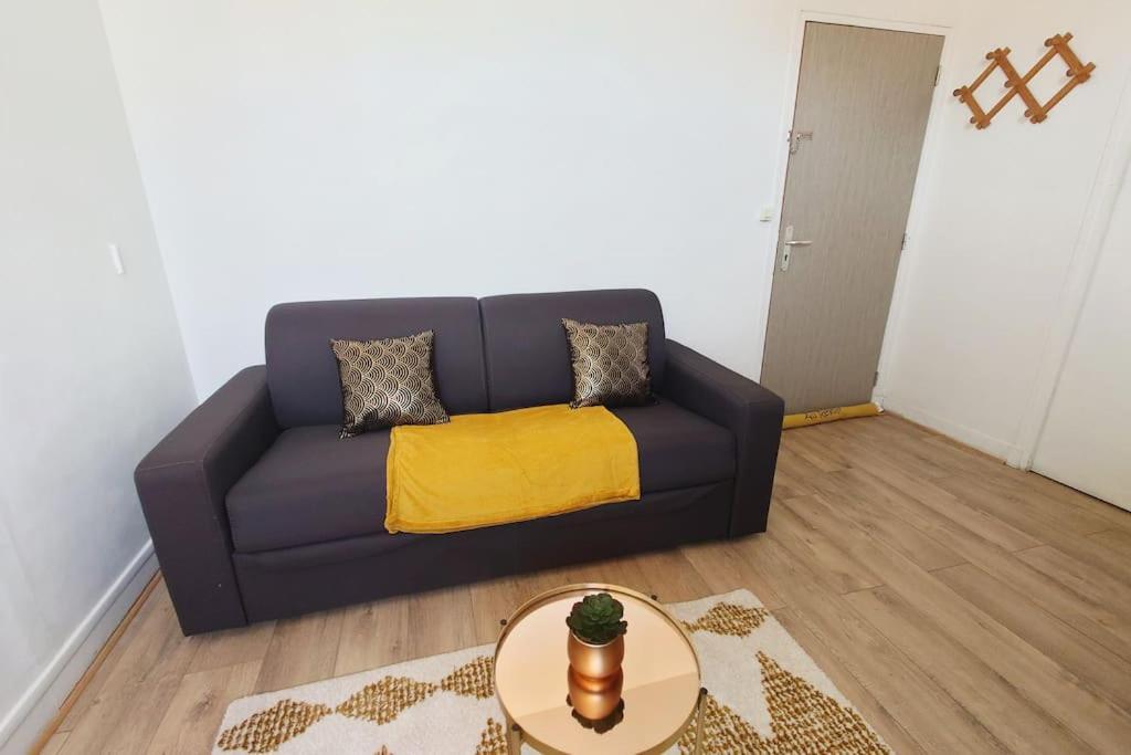 Le Petit Studio Senlisien Senlis  Buitenkant foto